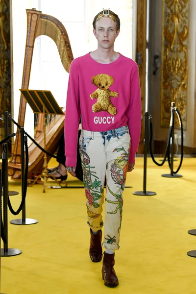 Look 83